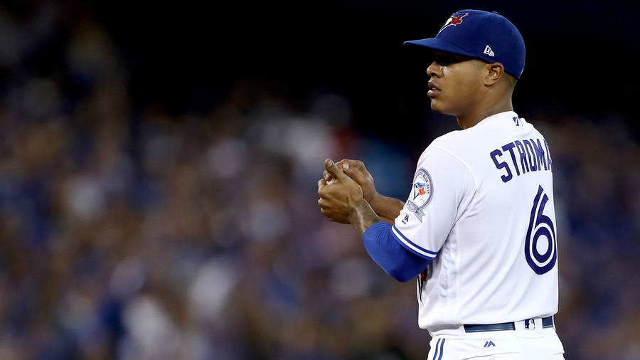 Marcus Stroman Holding Baseball Wallpaper