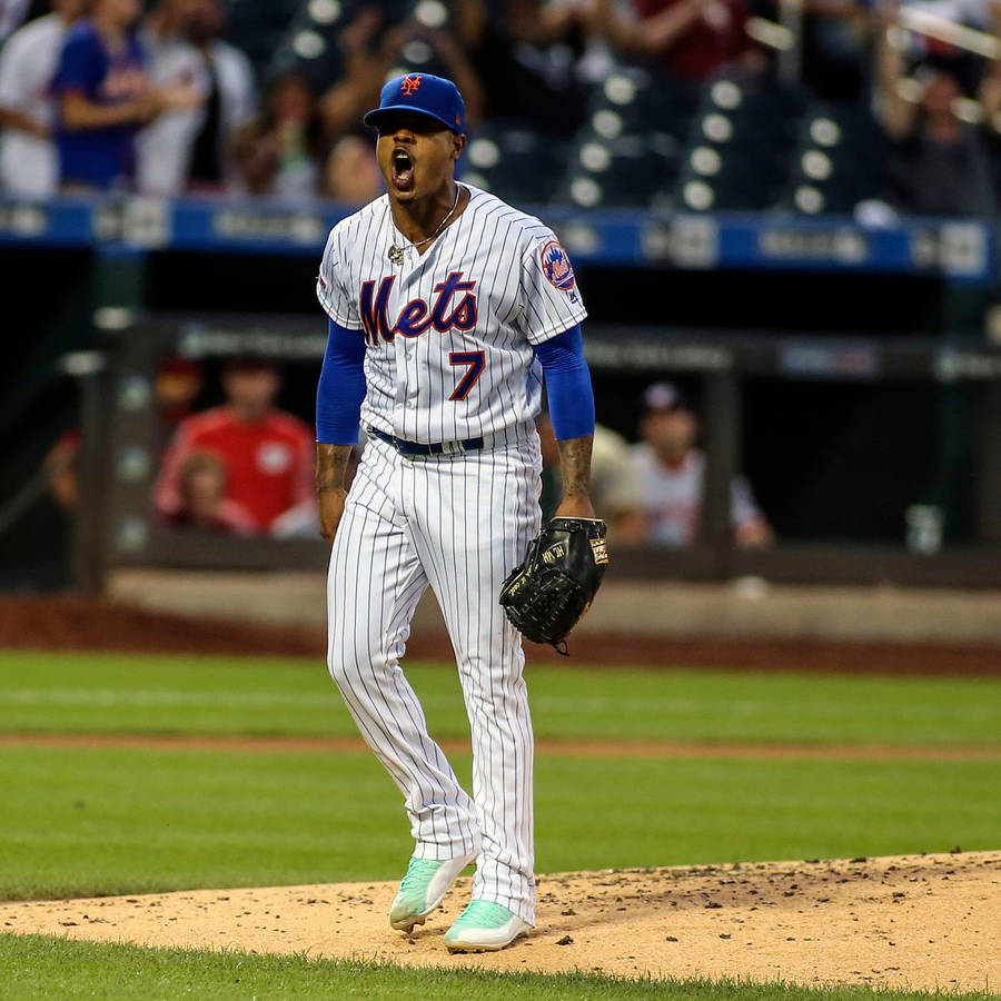 Marcus Stroman On Baseball Field Wallpaper