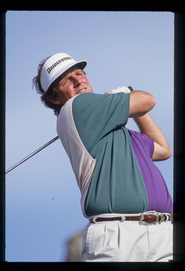 Mark Calcavecchia Swing Posture Wallpaper