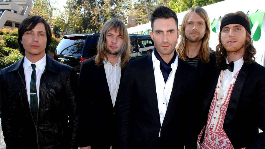 Maroon 5 Tuxedos Parking Lot Wallpaper