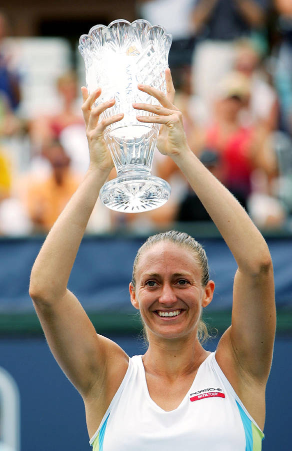 Mary Pierce Raising Glass Trophy Wallpaper