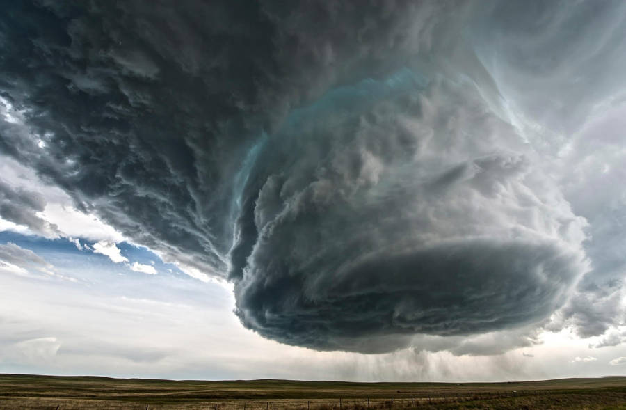 Massive Wedge Tornado Wallpaper