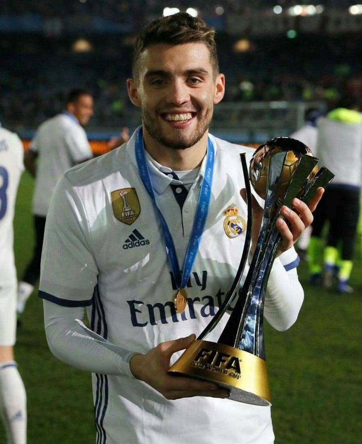 Mateo Kovacic Trophy Wallpaper