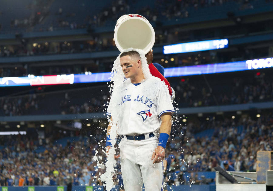 Matt Chapman Doused With Ice Water Wallpaper