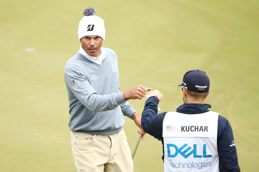 Matt Kuchar Giving Fist Bump Wallpaper