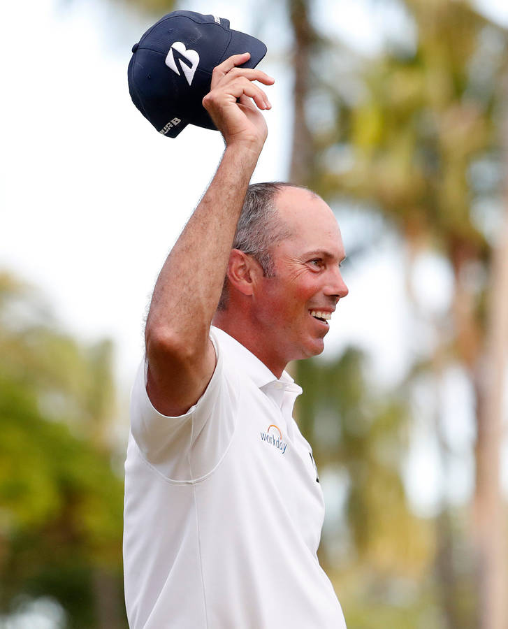 Matt Kuchar Holding Black Cap Wallpaper