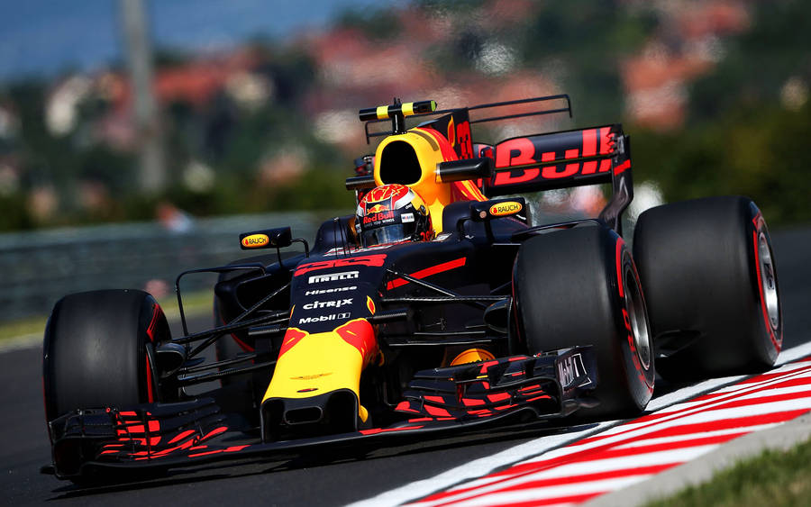 Max Verstappen Bahrain Grand Prix Wallpaper