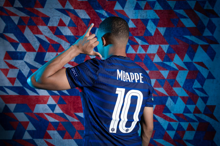 Mbappe Football Player No. 10 Wallpaper