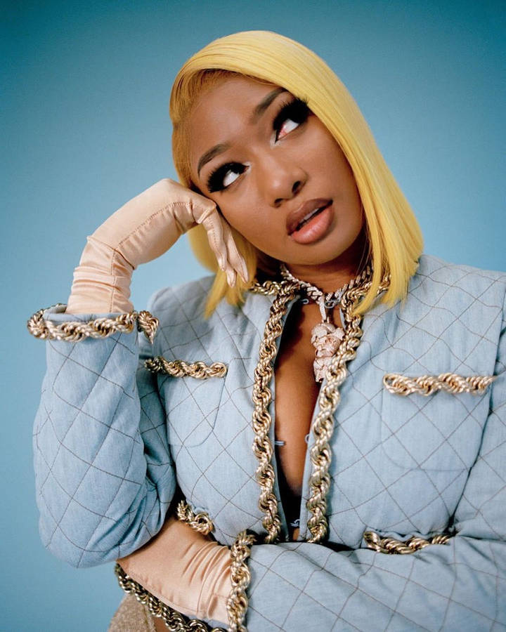 Megan Thee Stallion Yellow Hair Wallpaper