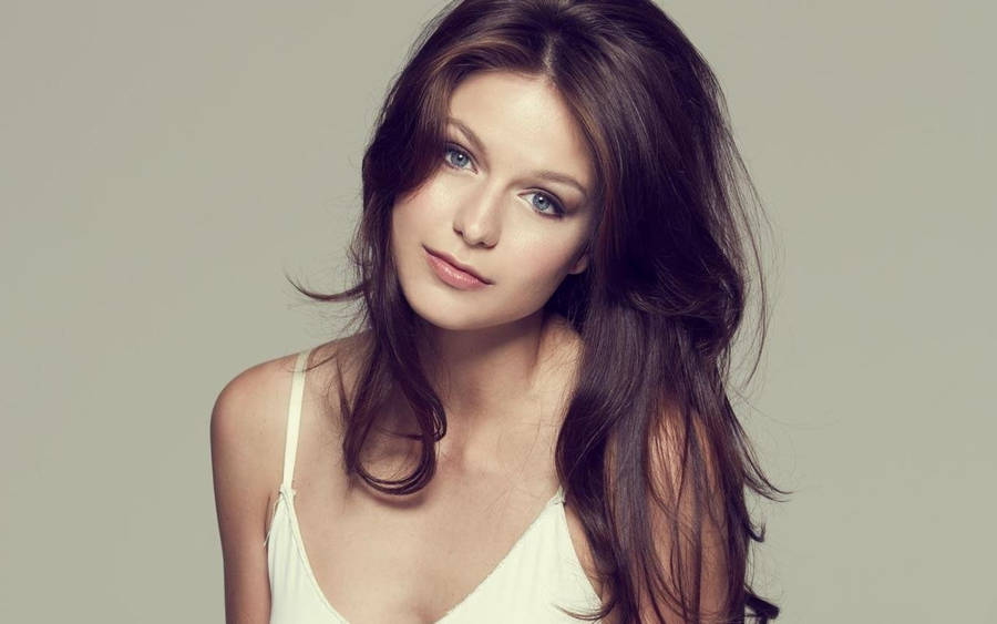 Melissa Benoist Brown Hair Wallpaper