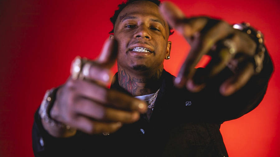 Memphis Rapper Moneybagg Yo Wallpaper