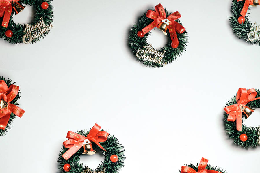 Merry Christmas Wreaths Wallpaper