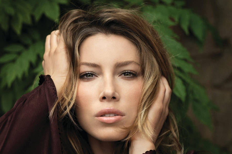 Mesmerizing Jessica Biel In A Glamorous Photoshoot Wallpaper