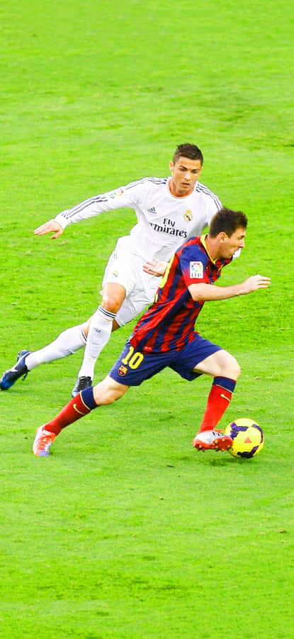 Messi_vs_ Ronaldo_ Classic_ Football_ Matchup Wallpaper