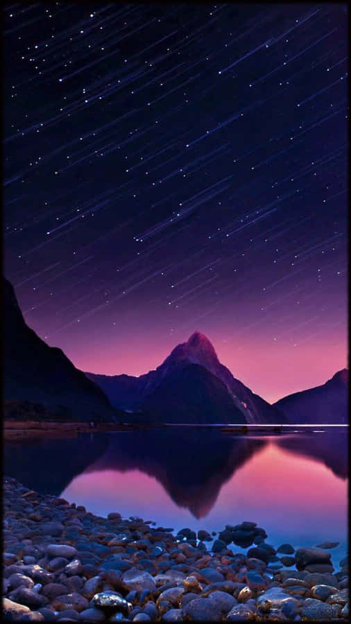 Meteor In The Night Sky Wallpaper