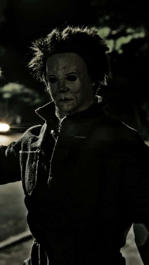Michael Myers Phone Outside Wallpaper