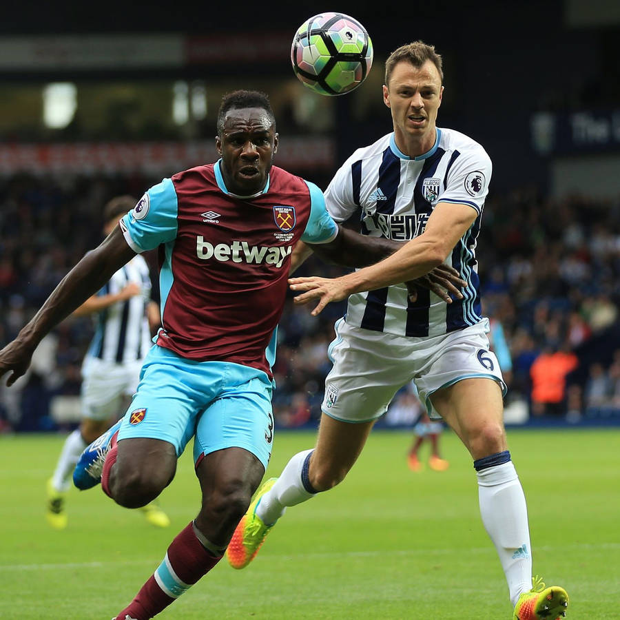 Michail Antonio Ball Near Head Wallpaper