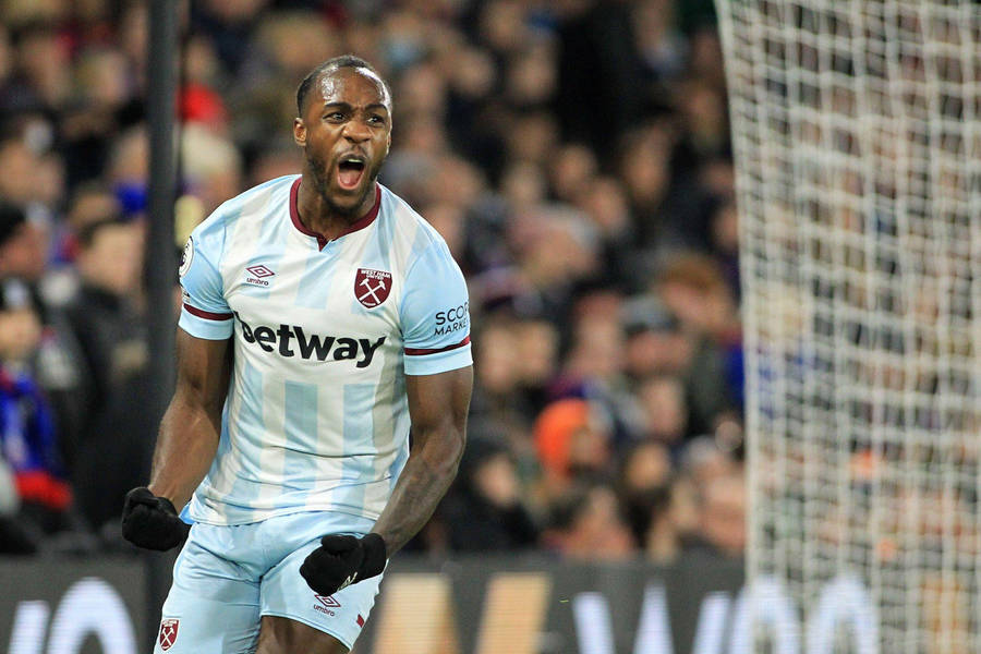 Michail Antonio Blue Stripes Shirt Wallpaper