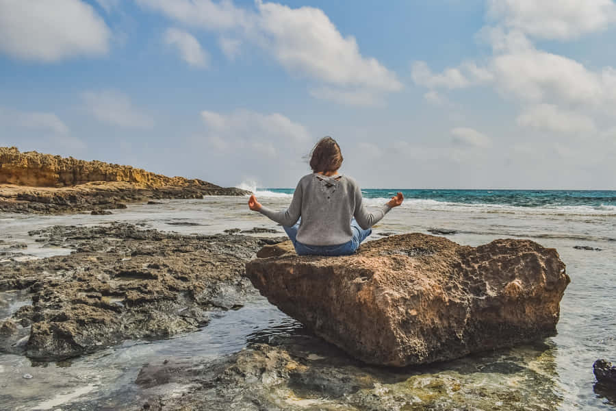 Mindfulness On The Rock Wallpaper