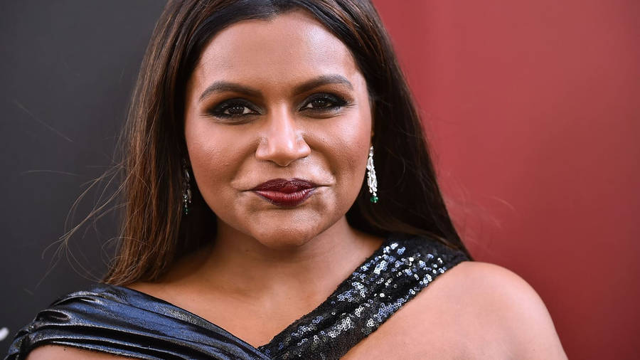 Mindy Kaling Red Carpet Event Wallpaper