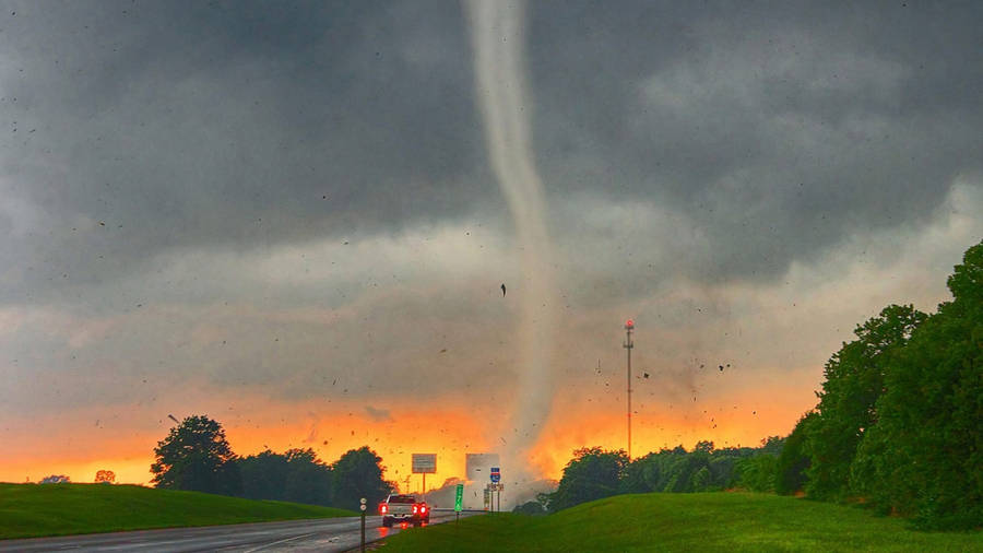 Minimal Rope Tornado Wallpaper