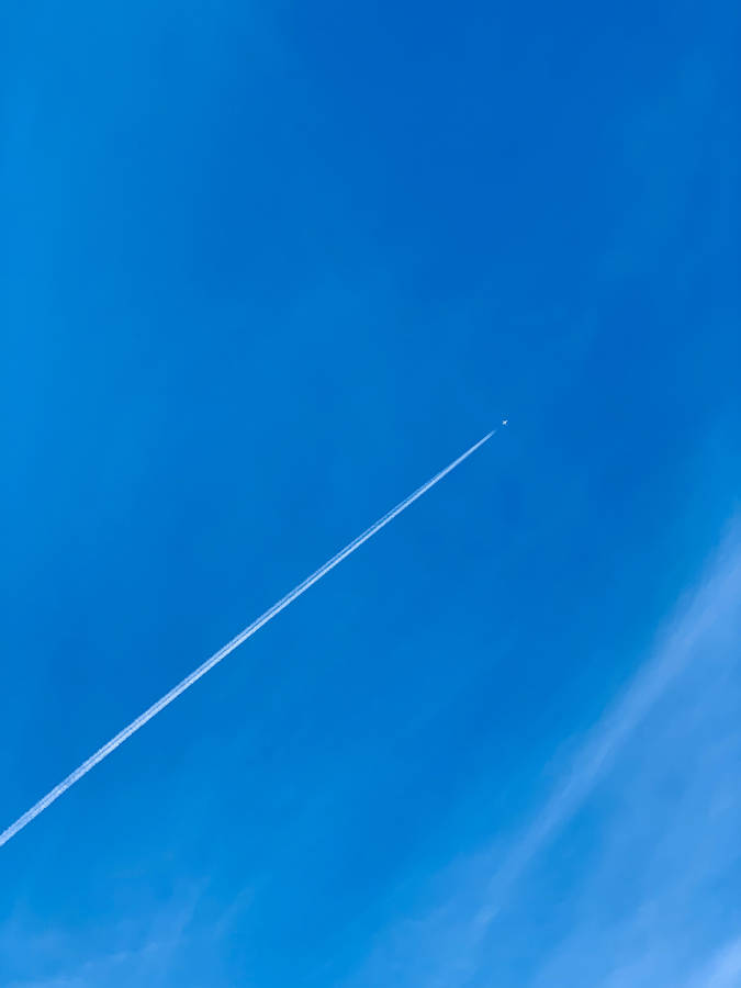 Minimalist Airplane Trail Wallpaper