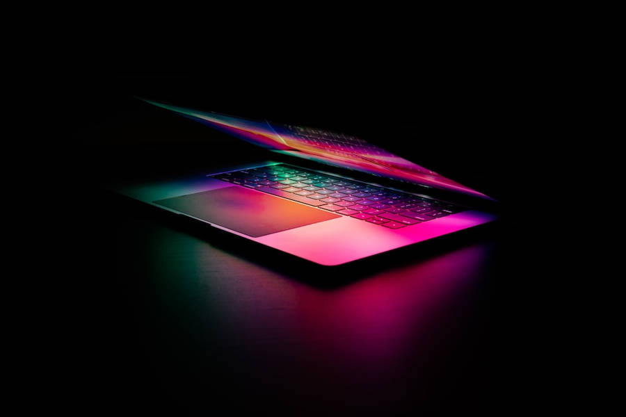 Minimalist Best Laptop Pink Screen Light Wallpaper