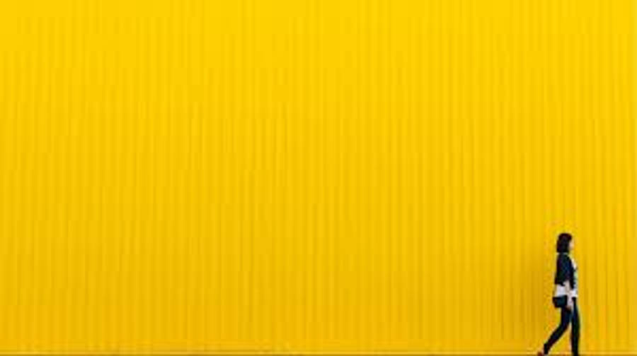 Minimalist Yellow Photo Background Wallpaper