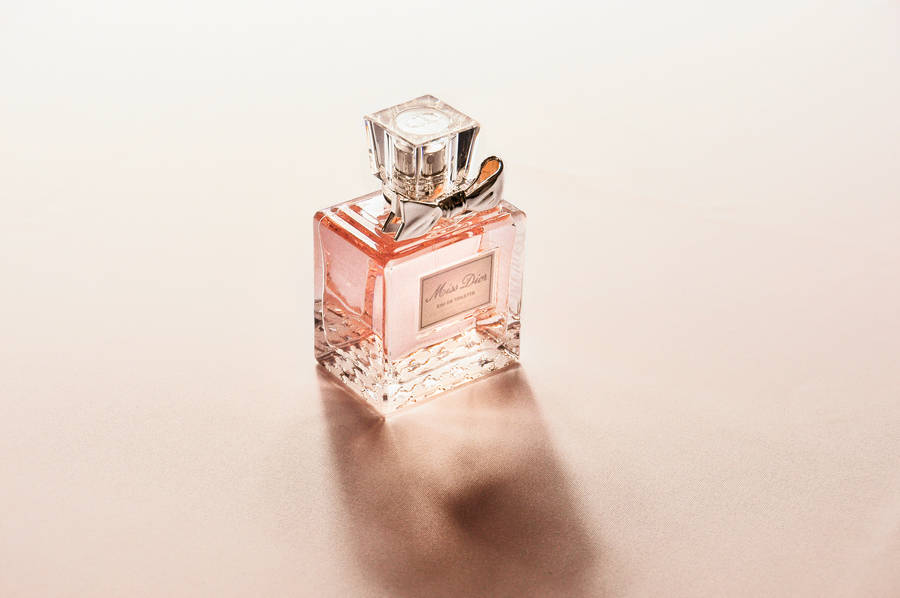 Miss Dior Eau De Perfume Wallpaper