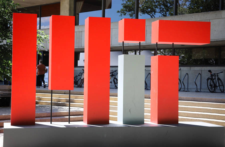 Mit Logo Sculpture Wallpaper