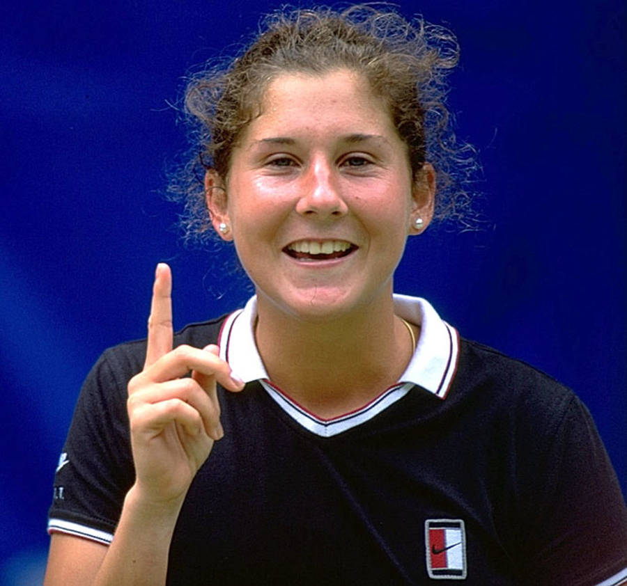 Monica Seles Pointing Wallpaper