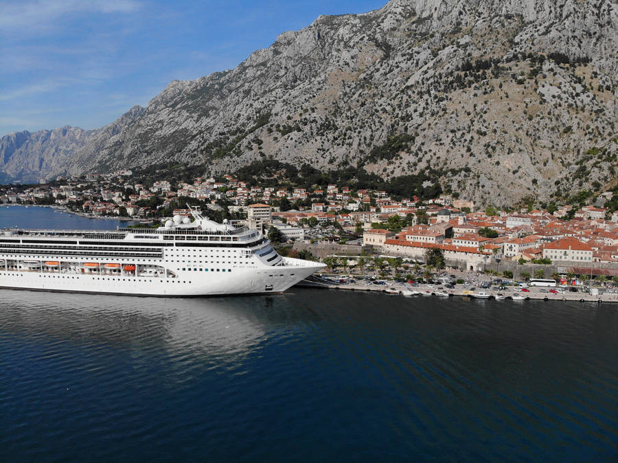 Montenegro Cruise Ship Wallpaper