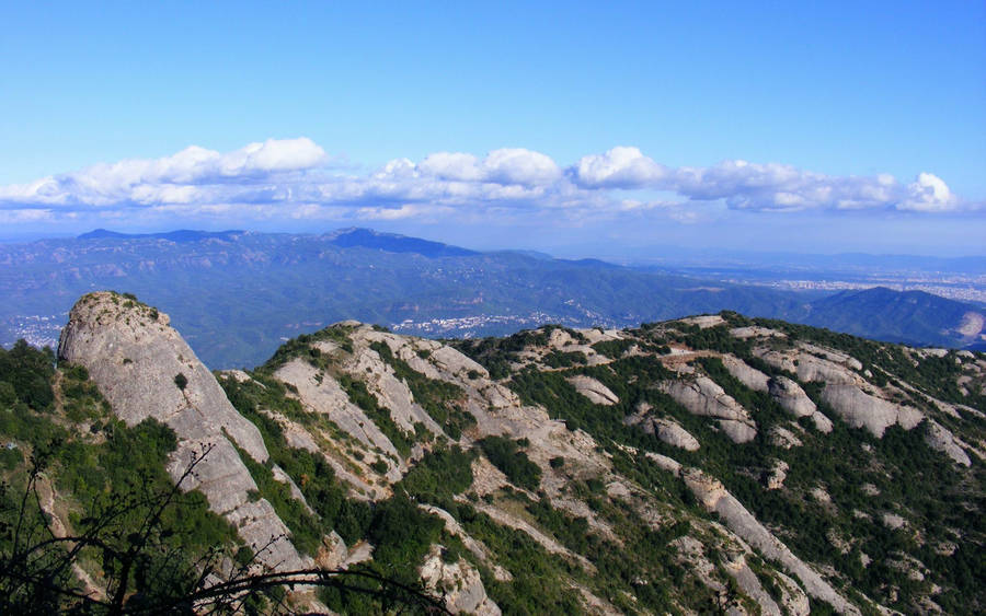 Montserrat Leaning Mountain Wallpaper