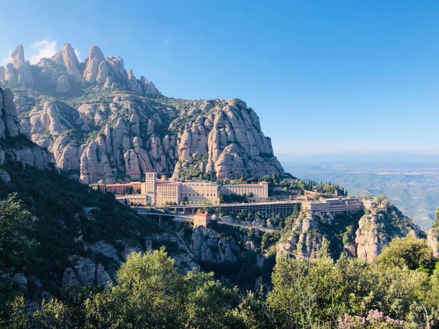 Montserrat Sunny Day Filter Wallpaper