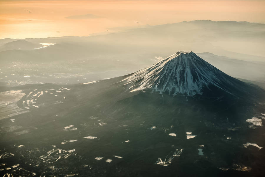 Mount Fuji Scenic Aerial Shot Wallpaper