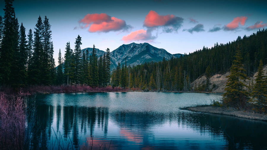 Mount Lorette Ponds Aesthetic Landscape Wallpaper