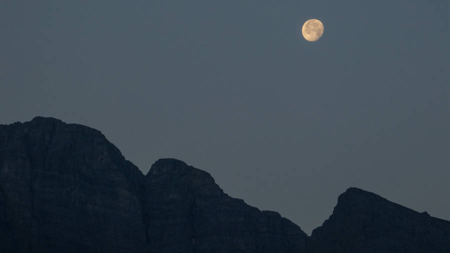 Mountain Silhouette Under The Moonlight Wallpaper