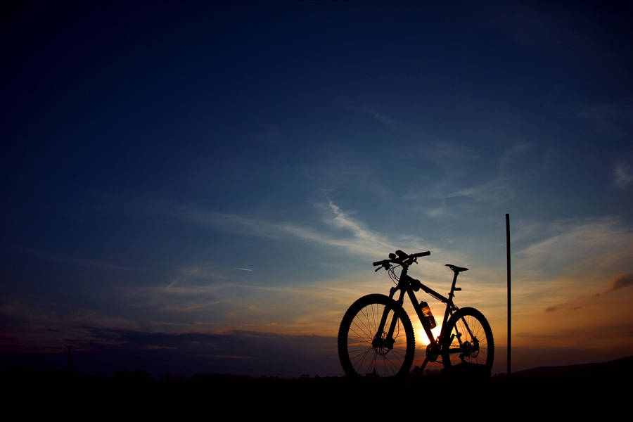 Mtb Silhoutte And Sunset View Wallpaper