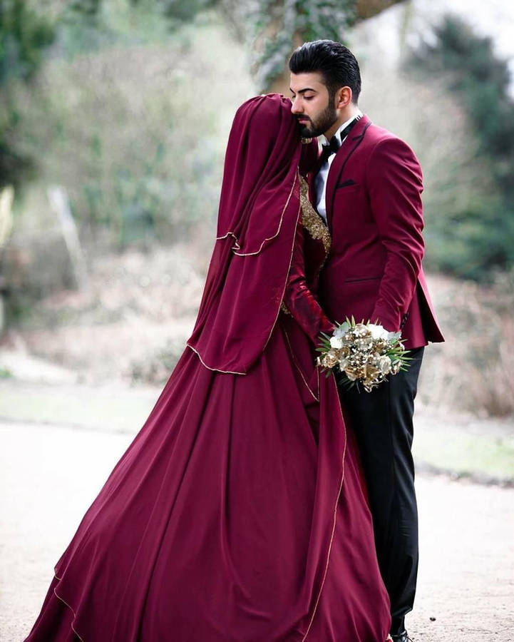 Muslim Couple Maroon Wedding Theme Wallpaper