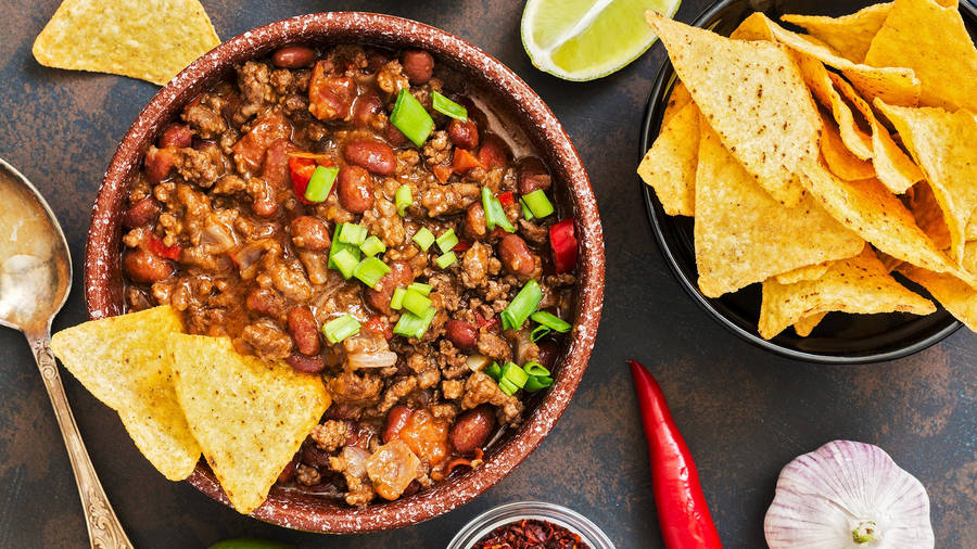 Nachos And Chili Con Carne Wallpaper