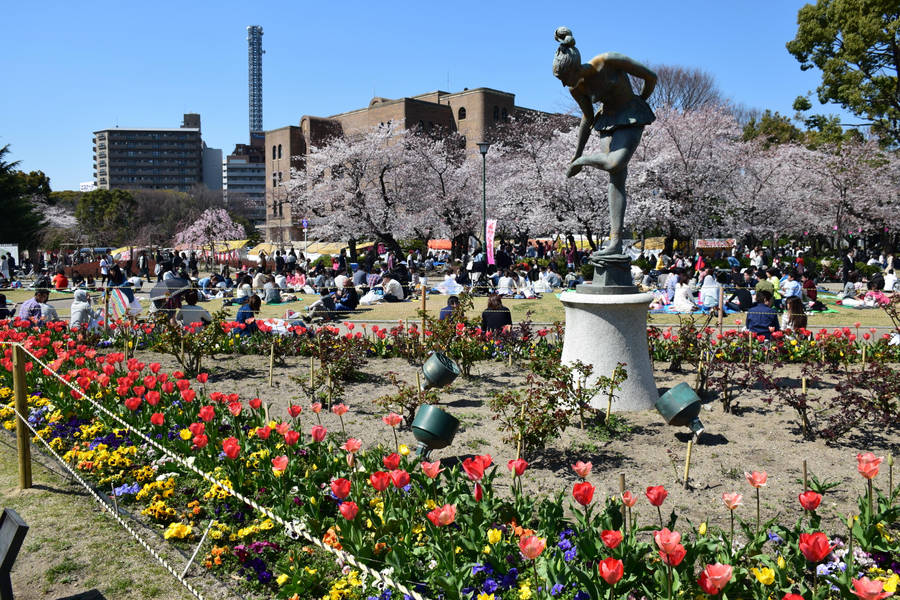 Nagoya Tsuruma Park Ballerina Statue Wallpaper