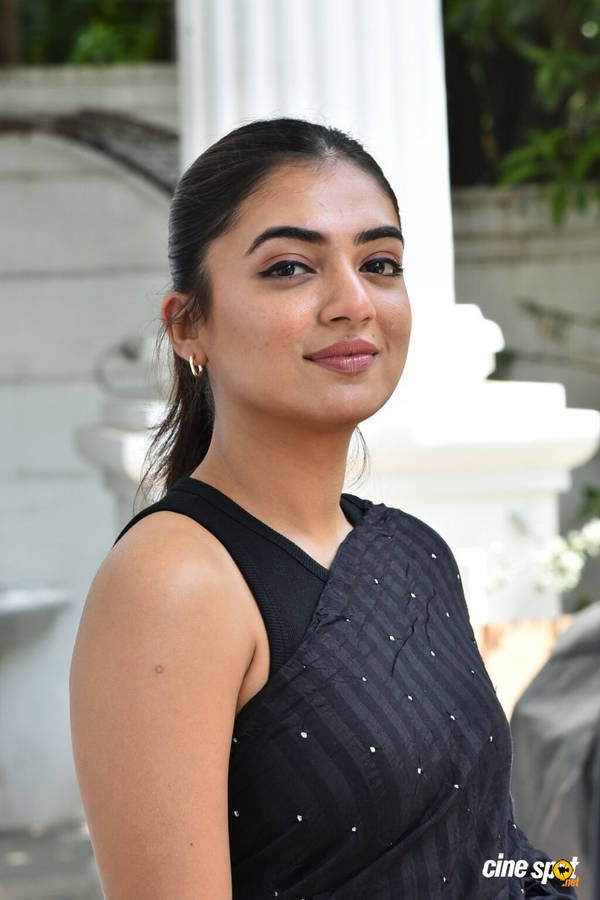 Nazriya Hd Clean Hairstyle Wallpaper