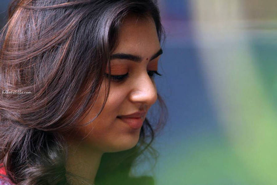 Nazriya Hd Nose Line Wallpaper