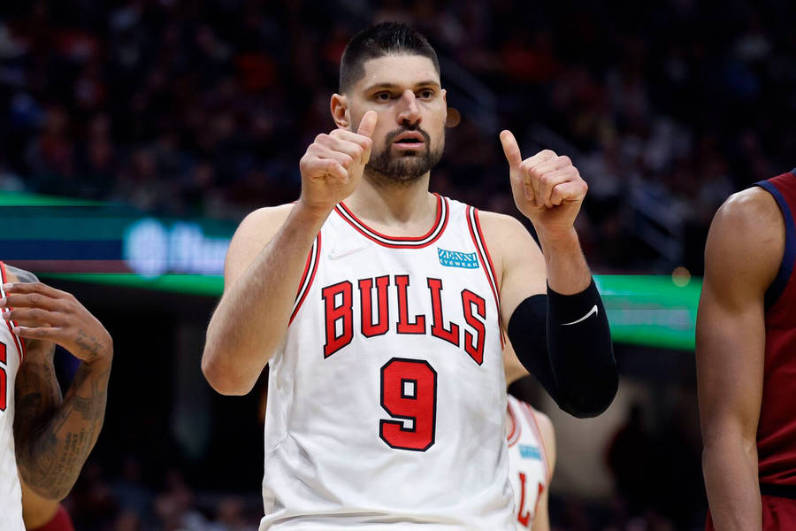 Nba Player Nikola Vucevic Chicago Bulls Thumbs Up Wallpaper