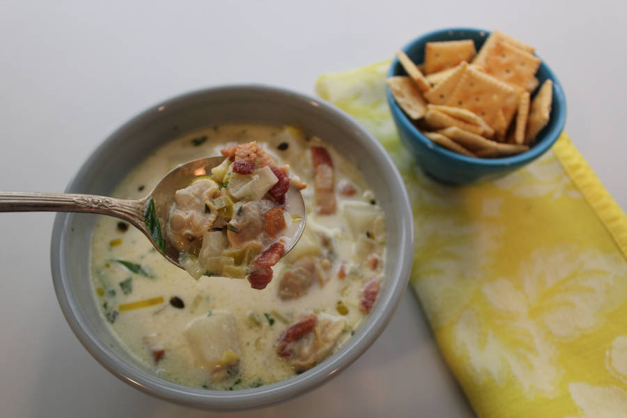 New England Clam Chowder And Square Biscuits Wallpaper