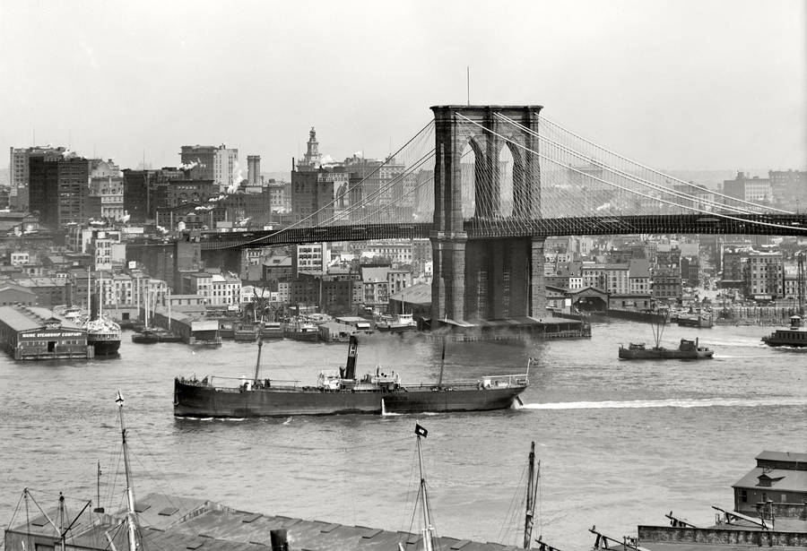 New York Black And White Old Brooklyn Bridge Wallpaper