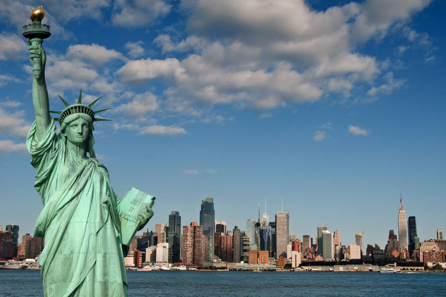 New York Hd Close-up Liberty Statue Wallpaper
