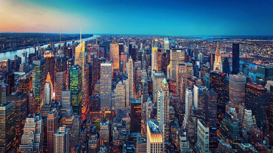 New York Hd Side-by-side Buildings Wallpaper