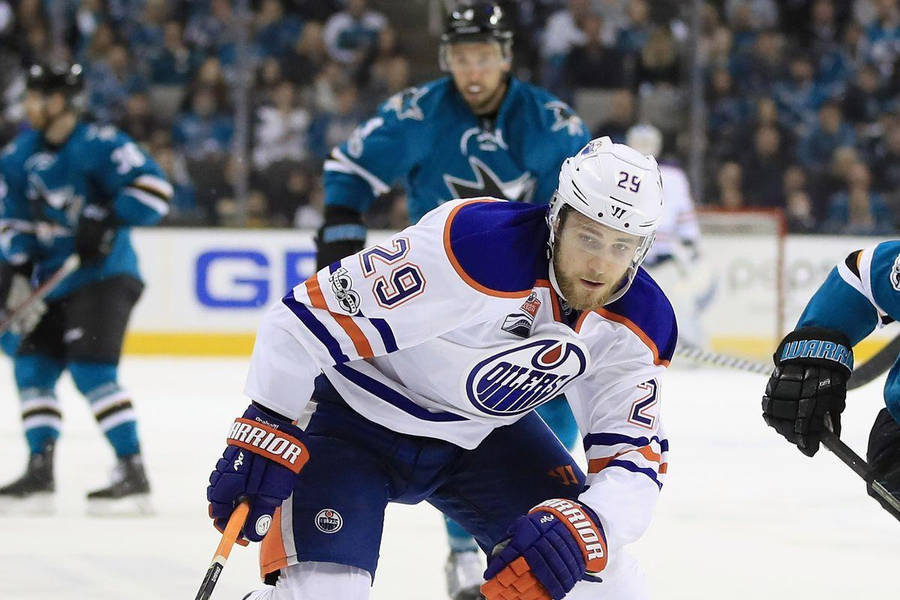 Nhl Leon Draisaitl Oilers Versus Sharks Wallpaper