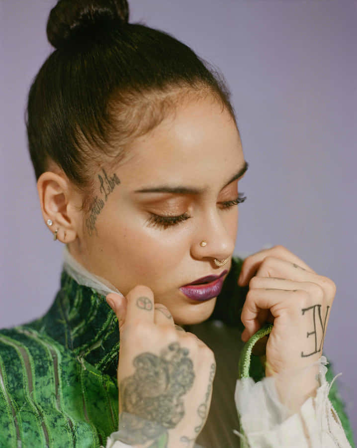 Nice Kehlani Green Clothing Wallpaper